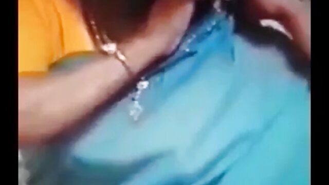 Menakjubkan :  Dua kancing lucah berkongsi si rambut coklat yang video lucah erra fazira indah Panas lucah filem 