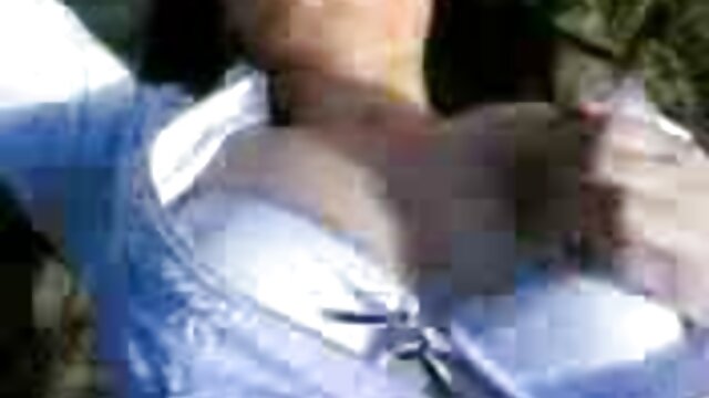 Menakjubkan :  Lelaki Rusia meniduri video sex percuma pelacur berambut gagak dalam stoking hitam Panas lucah filem 
