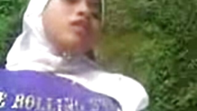 Menakjubkan :  Wanita dan anak tiri bertukar teman lelaki dalam video lucah berempat video lucah siam Panas lucah filem 
